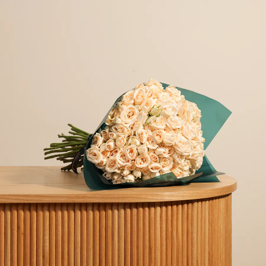 Damas Gold Bracelet For Women | Fresh Shiny Flowers 4