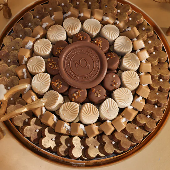 Nor Noyau Premium Leaves Chocolate Tray