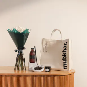Mubkhar Elegant Home Gift Set | Unique Flowers 