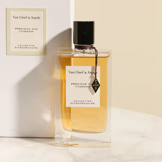 عطر بريسيوس عود من فان كليف اند اربلز75 مل