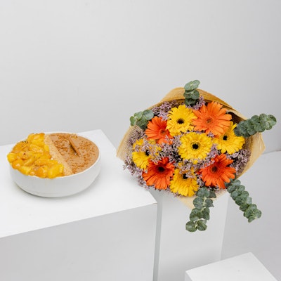 Voila Kunafa Mango and Lotus Bowl with Flowers Bouquet