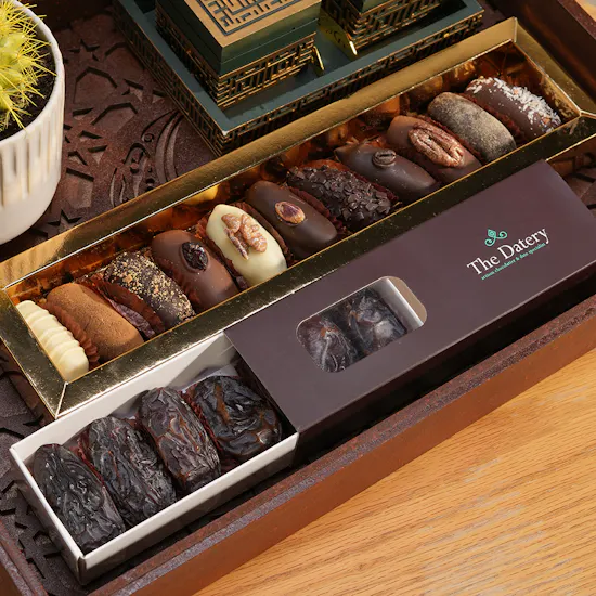 The Essence of Ramadan Luxury Tray