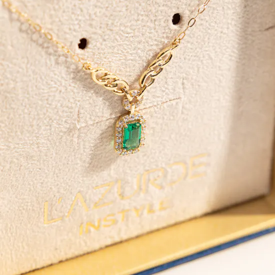 L'azurde Gold Necklace with Green Stone