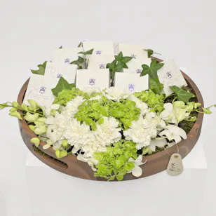 Abdulsamad Alqurashi Musk Favor | White Carnation Abdulsamad Alqurashi Musk Favor | White Carnation