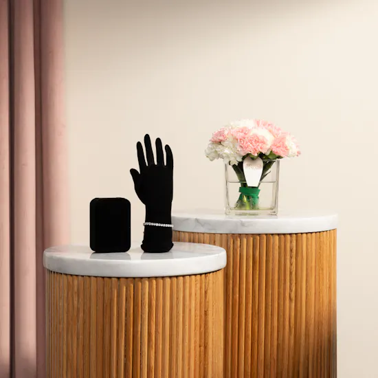ZUS Crystal Bracelet | Carnation Vase