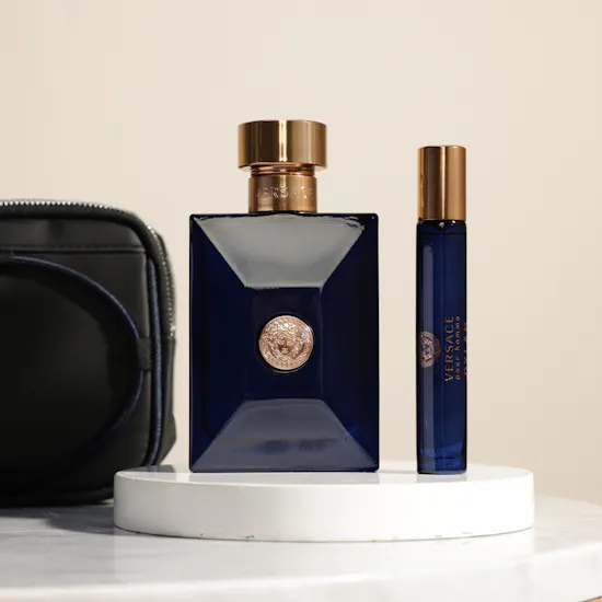 مجموعة عطر بور أوم ديلان بلو او دو تواليت للرجال من فيرساتشي