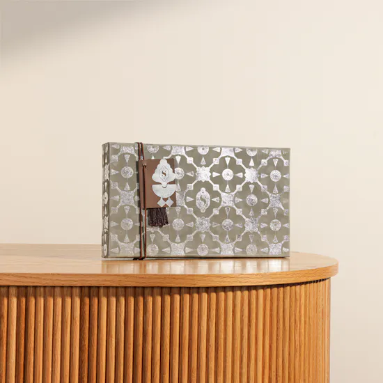 Soucolat Velvet Silver Box