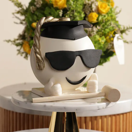 NJD Sweets | Graduation Flowers Vase