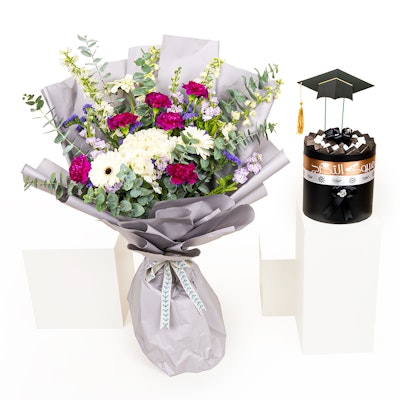 Fuala Graduation Chocolates | Celebration Bouquet