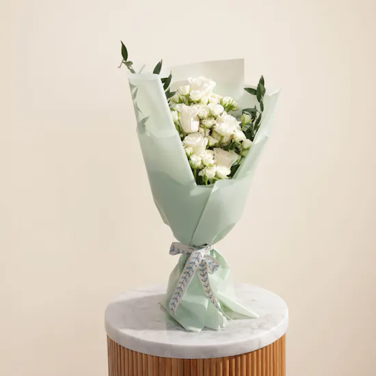 Sweet Romance | Green Wrap
