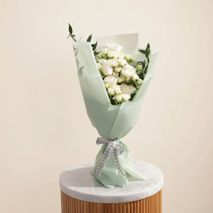 Sweet Romance | Green Wrap 1