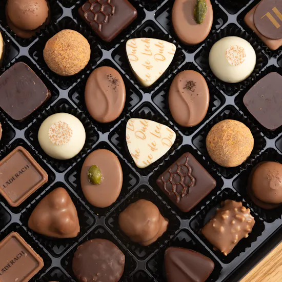 Läderach Praline Assorted Extra Large Chocolate Box