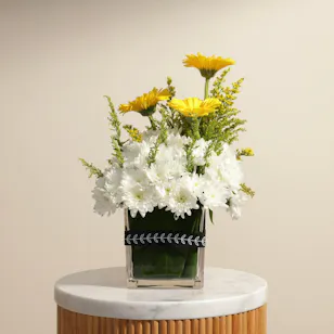 Morning Sun Flowers Vase Morning Sun Flowers Vase