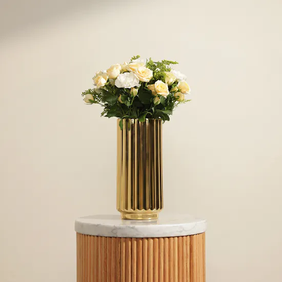 Delicate Shine Flower Vase
