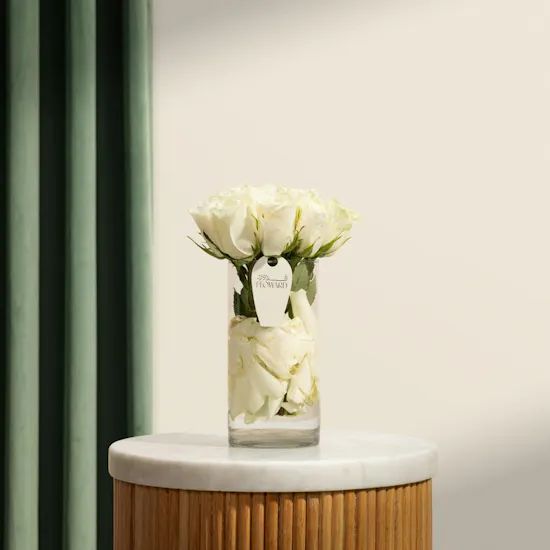 Magic Love White Roses Vase
