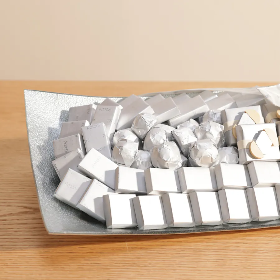 Patchi Silver Mixed Chocolate Tray 4