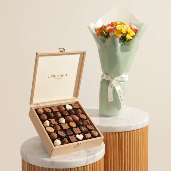 Läderach Praline Chocolates Wooden Box | Sweet Flowers