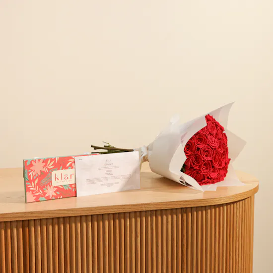 Klar Gift Card | Vibrant Flower Bouquet