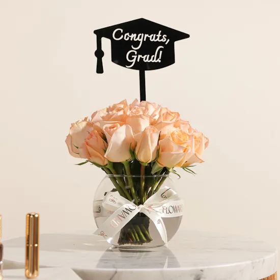 Abdul Samad Al Qurashi Sasora Agarwood Oil | Graduation Peach Rose Vase