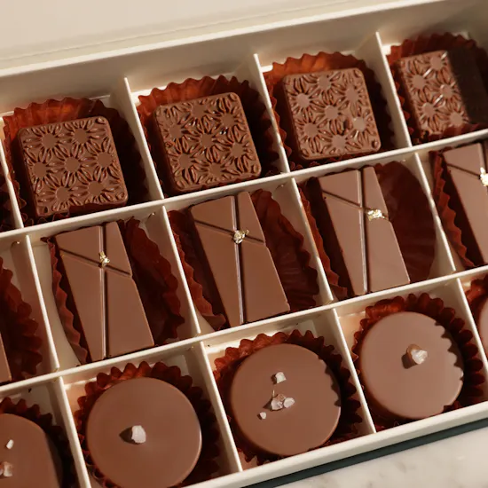 Floward Chocolate Small Box | Gentle Flowers