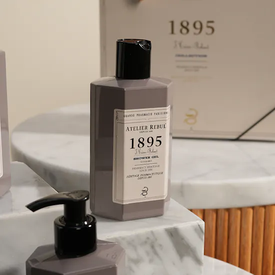 مجموعة 1895 للإستحمام و للجسم من أتيليه ريبول