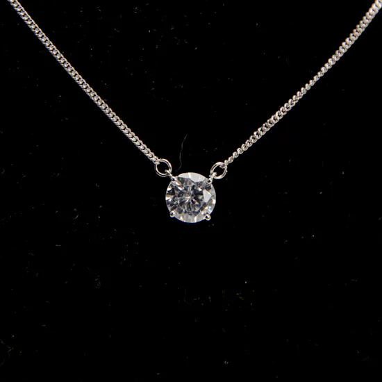 Felizmoda Silver Diamond Necklace with 15 White Chrysanthemums