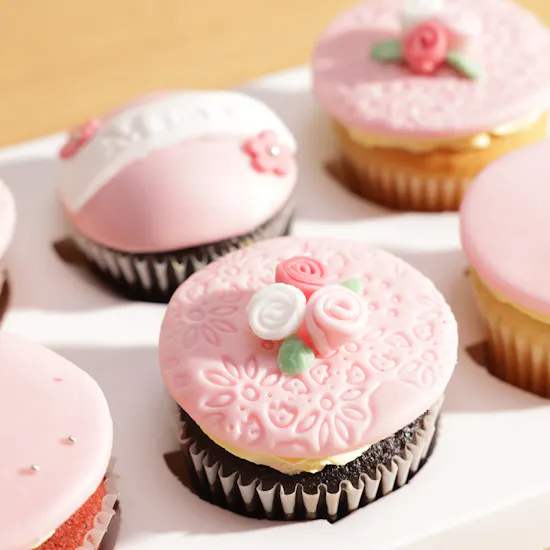 NJD Mama Cupcake Box