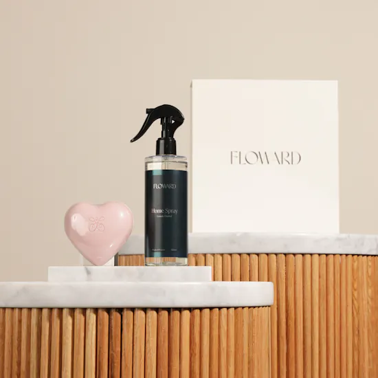 Floward Home Spray and Heart Soap Gift Set