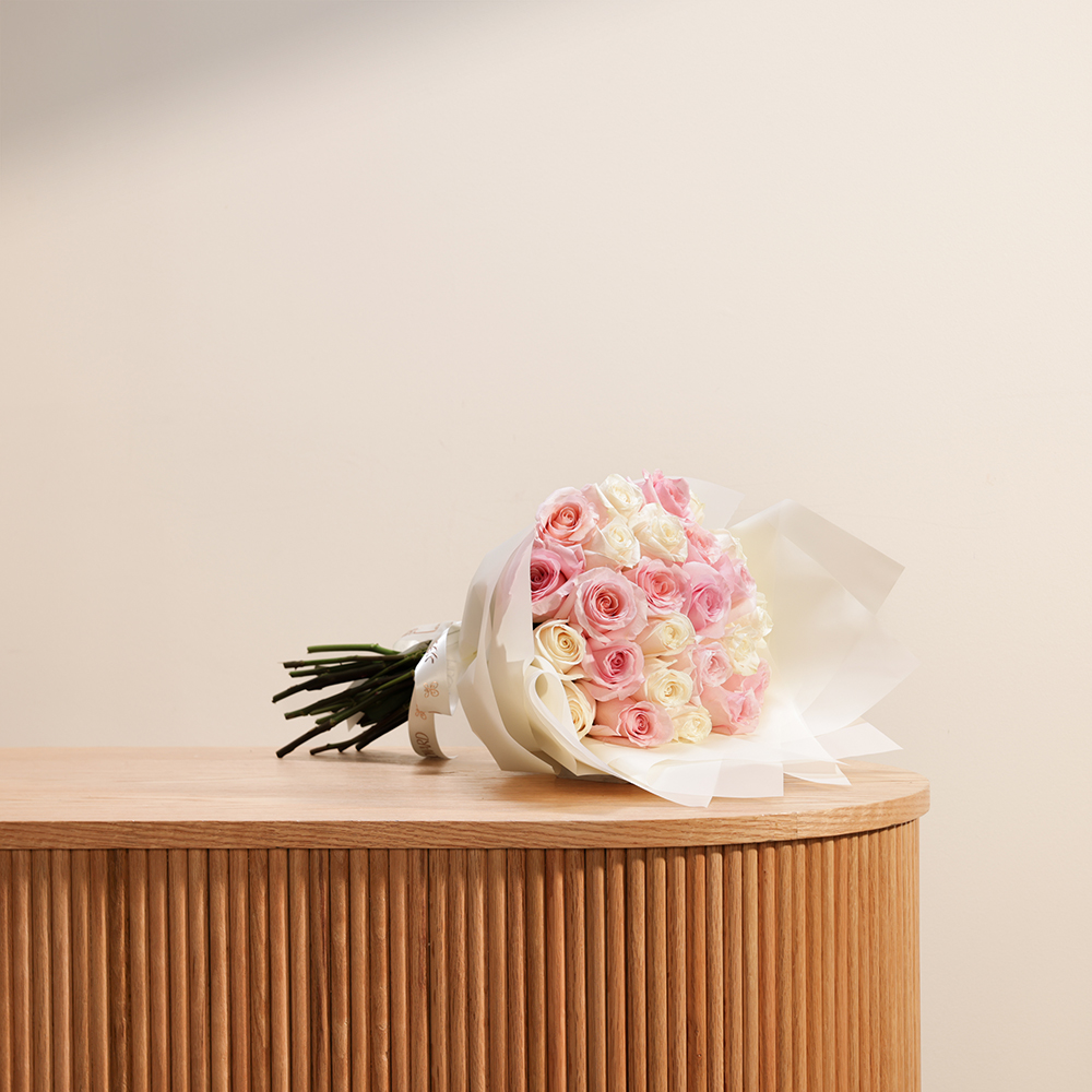 باقة الجوري السعيدة 