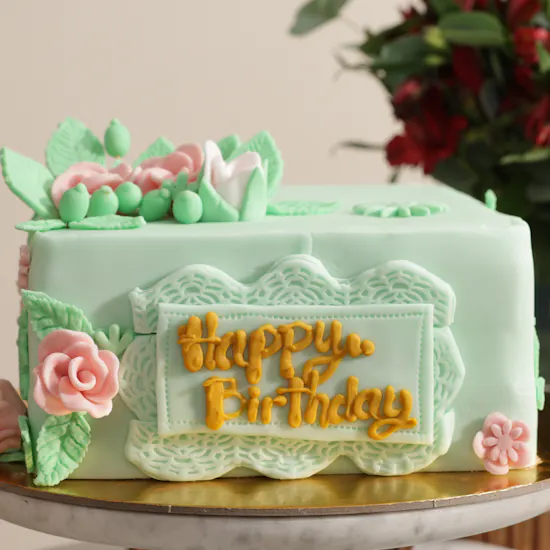 Floward Enchanting Garden Birthday Cake | Charm Flower Vase