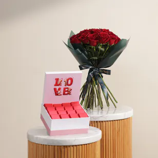 Le Chocolatier Dubai Love Teddy Medium Chocolate Box | Gentle Red Flowers