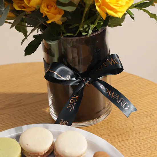 Ladurée Green Small Hamper Box | Classy Flowers Vase