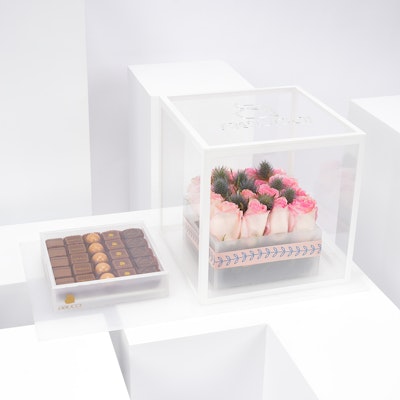 Abucci Chocolates | Roses Box