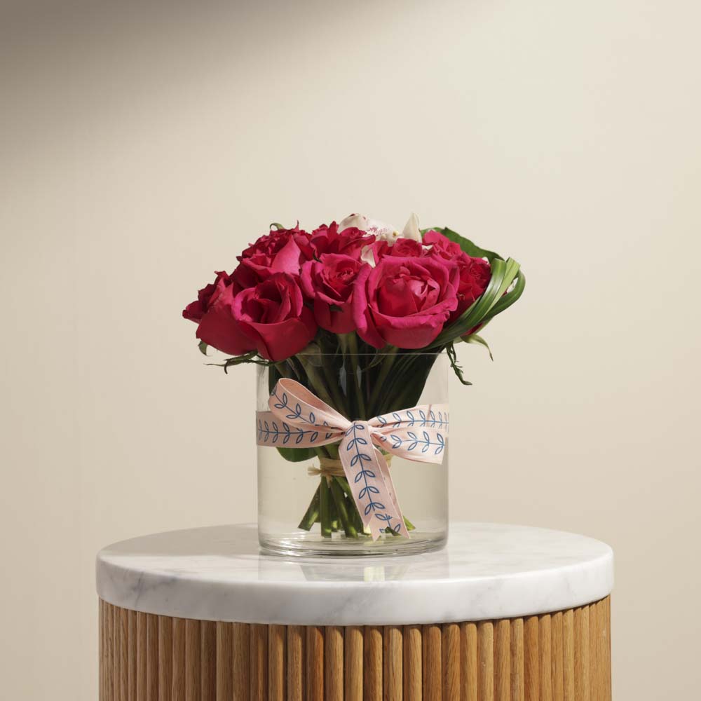 الجمال النادر | مزهرية زجاجية 