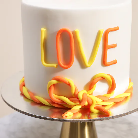 Floward Orange Love Cake