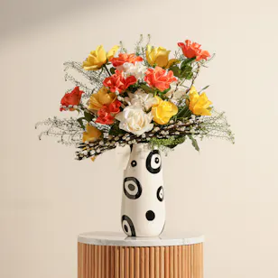Golden Glow Flowers Vase