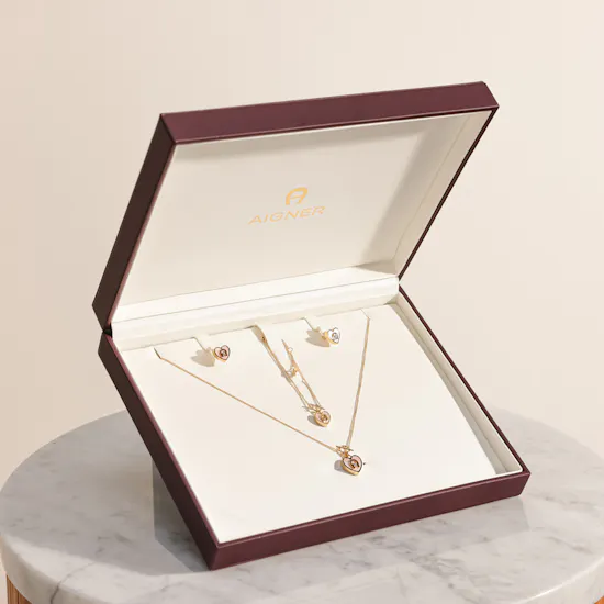 Aigner Jewelry Set with Logo