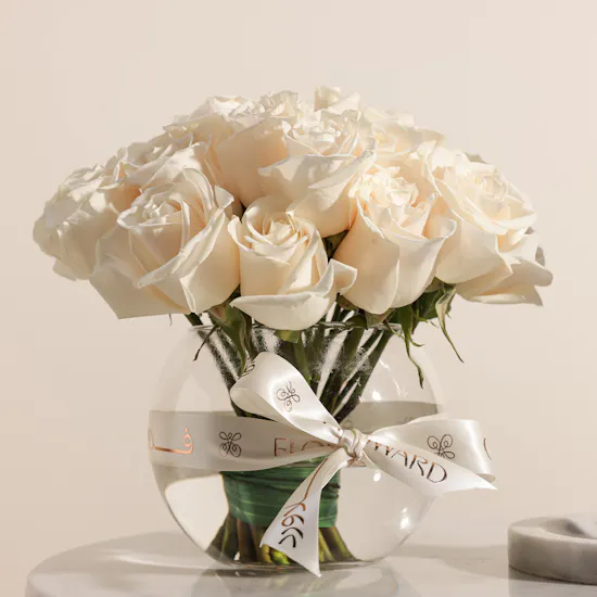 Mubkhar All Over Spray | White Roses Vase