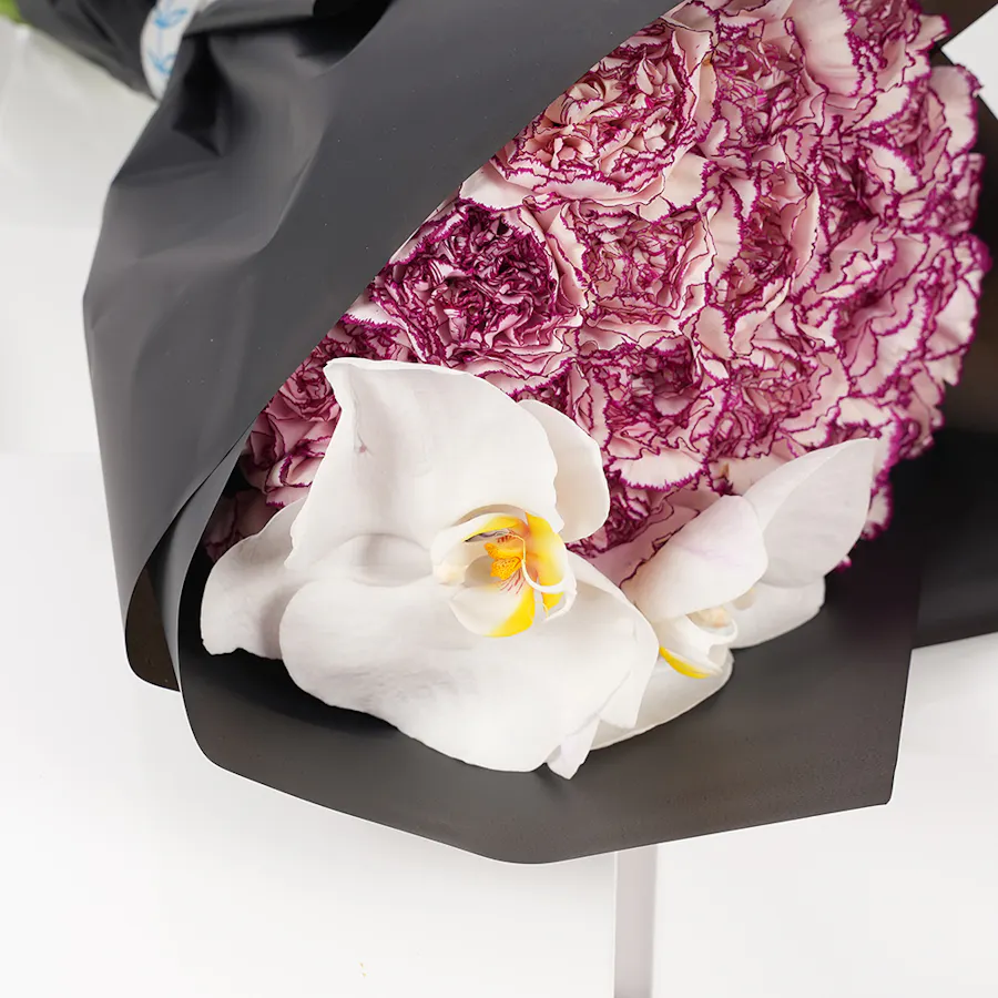 Laviviane Medium Size Lemon Cake | Joyful Bouquet 2