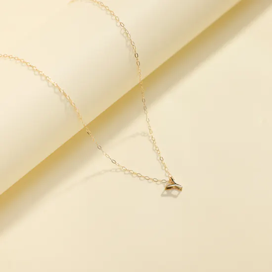 قلادة ذهب حرف واي من مس أل من لازوردي