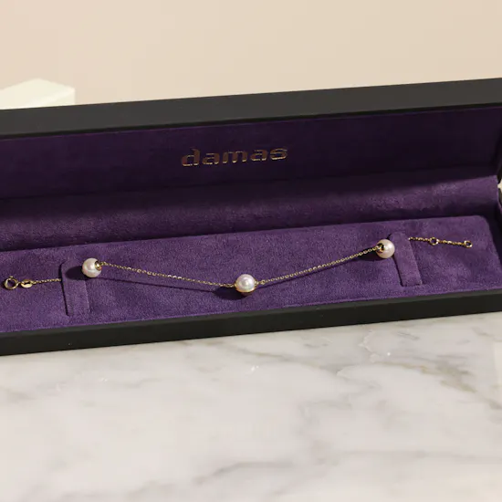 Damas Kiku Glow Luna Gold and Pearl Bracelet