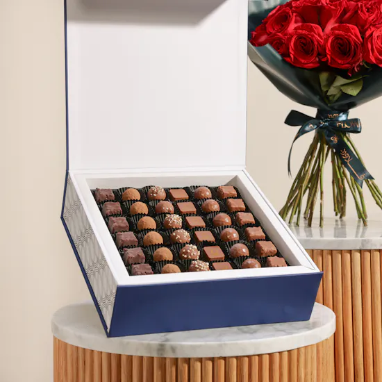 Sweetzerland Chocolate Box | Gentle Expression Flowers