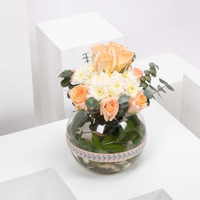 Peachy | White Chrysanthemums & Roses