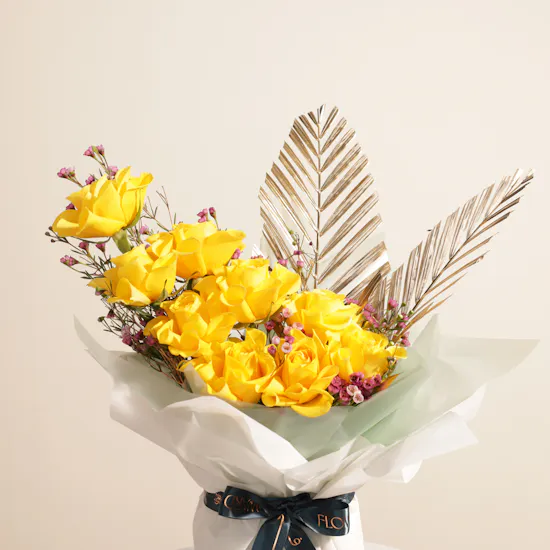 Levo Crepe Dentelle Chocolate Green Tray | Golden Joy Flower Bouquet