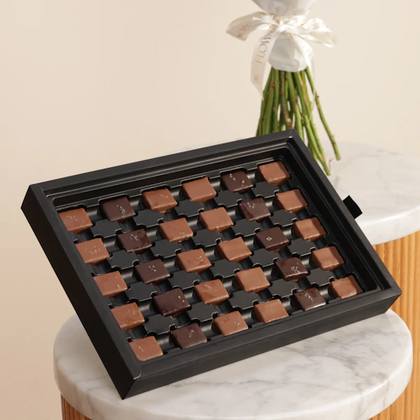 Black Magic Dark Chocolate Assortment Gift Box — 348g Nestlé Dark Chocolates For Holidays & Gifting