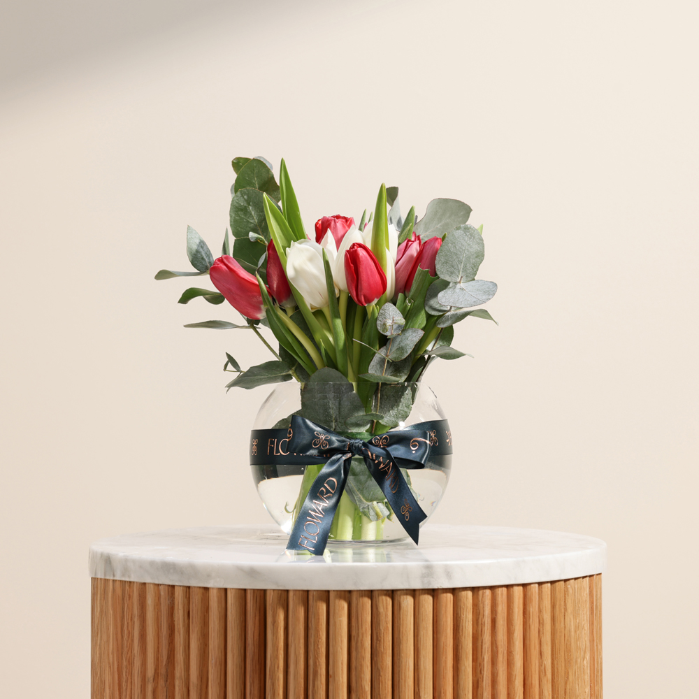 مزهرية زهور فائقة الجمال