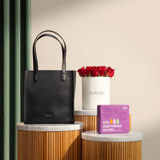 Minilet Black Basic Tote Bag | Bubblzz Trio Marvelous Scents Sensual Minis Collection Box and Red Roses Box