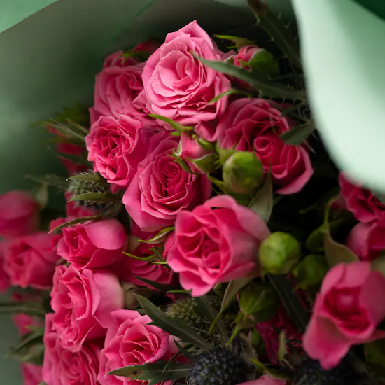 Sucre De Nada Pistachio Cake | Fuchsia Baby Roses