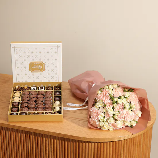 Linne Chocolate Box | Delicate Flower Bouquet