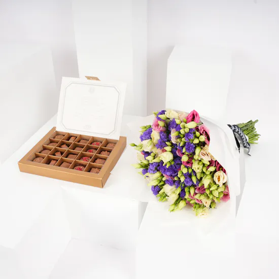 Levo Small Chocolate Box | Devotion Bouquet